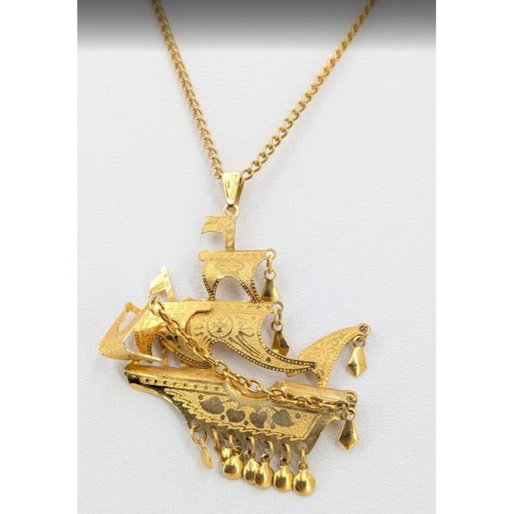 Pirate Ship Pendant Necklace Gold Tone Spanish Galleon Nautical 24 inch  Dangle